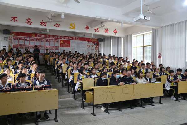 蓝山县青年讲师团开展集中宣讲活动